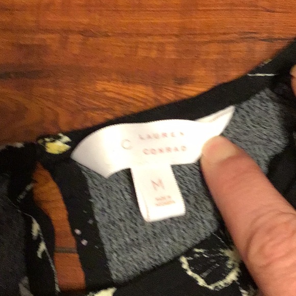 Lauren Conrad top - Picture 2 of 3